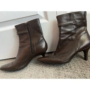 BCBG Max Azria Paris Brown L eather Ankle Boots Sz 39/9